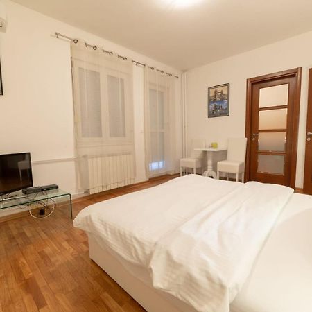 Apartment Royal City Belgrád Kültér fotó